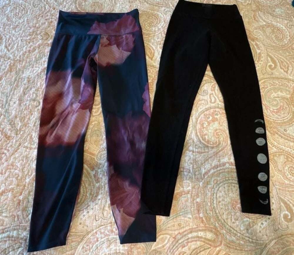 EUC 2 pairs JoyLab Floral Ankle & Soul Flower phases of the moon Leggings, small